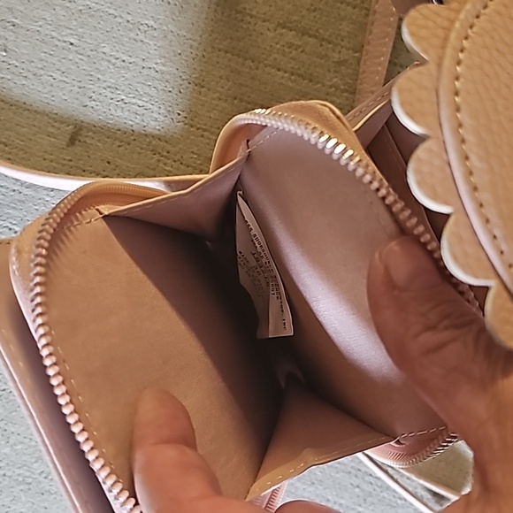 Payless Shoe Source Crossbody Purse - Picture 6 of 10